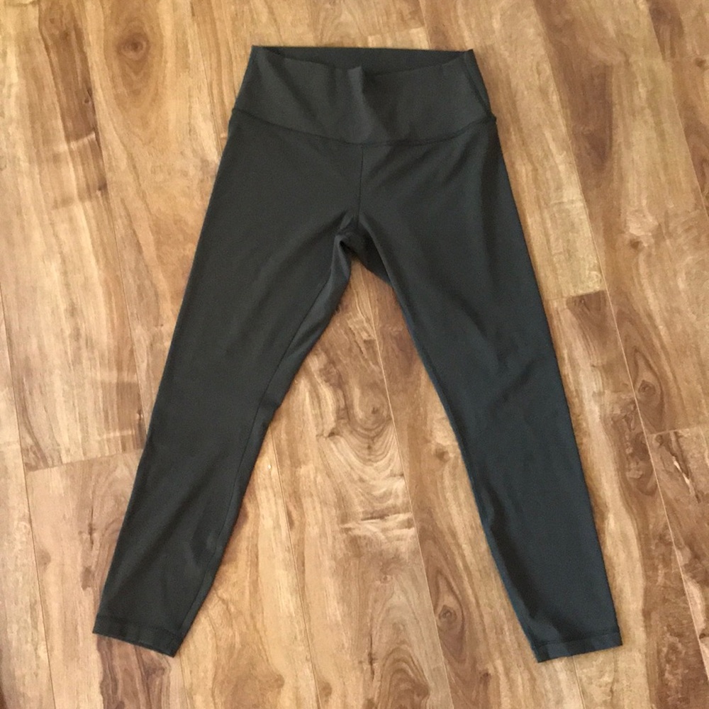 Lululemon WUNDER UNDER HI-RISE 7/8 TIGHT